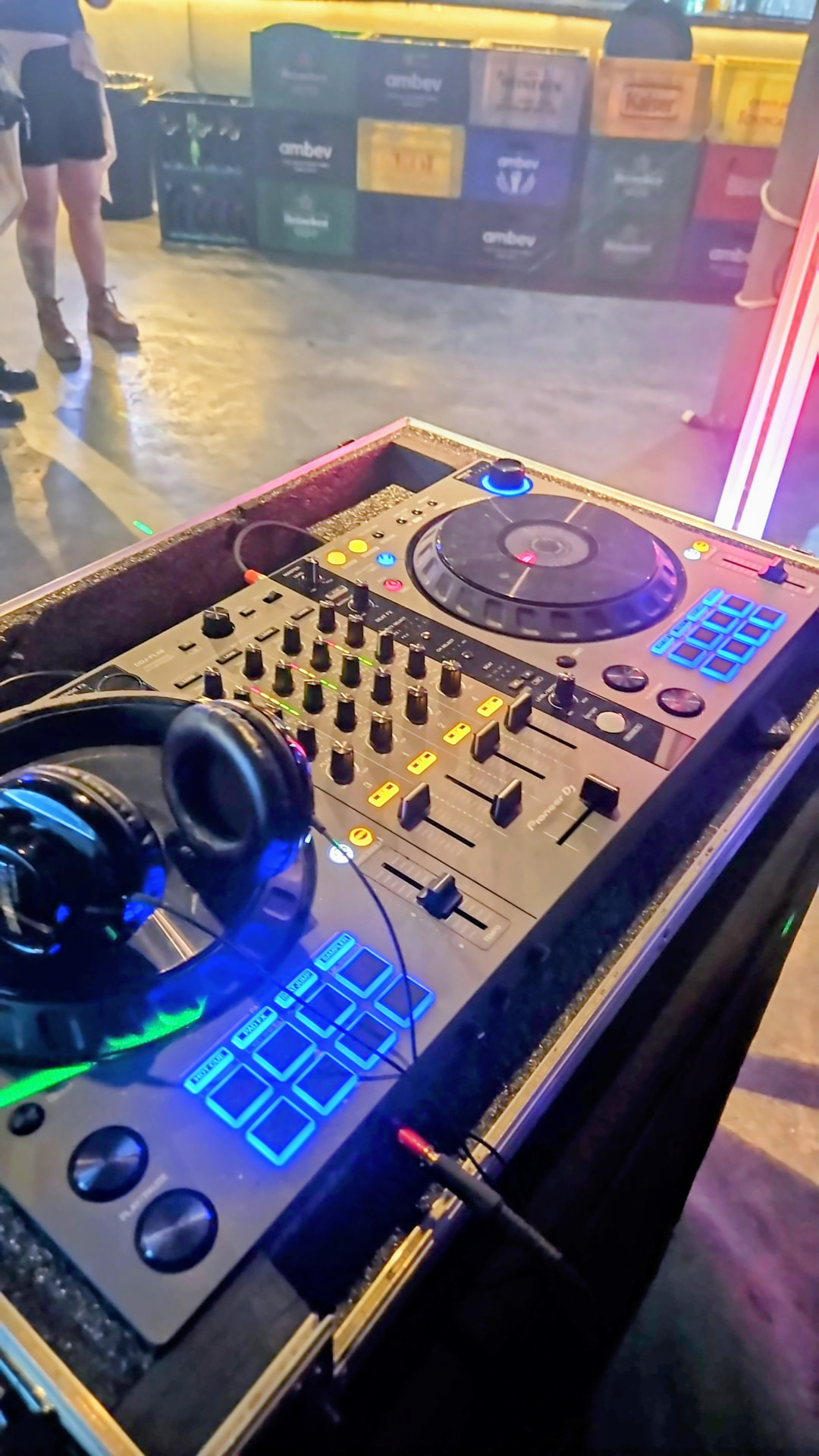 Equipamento profissional do DJ Mauricio Portal 90